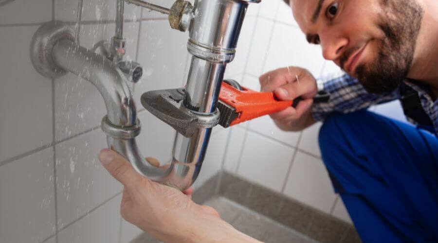 Local expert plumbing services in Suring, WI